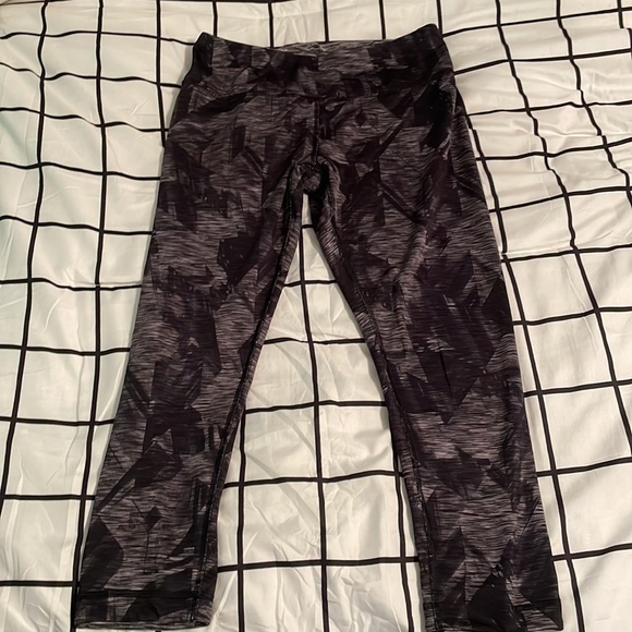90 Degree women’s reversible leggings size small - Picture 4 of 6